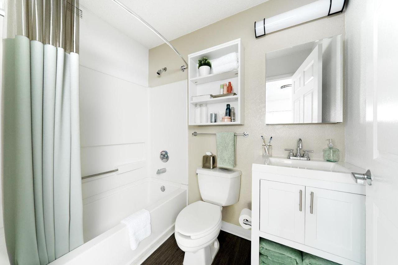 Intown Suites Extended Stay Louisville Ky - Wattbourne Lane Εξωτερικό φωτογραφία